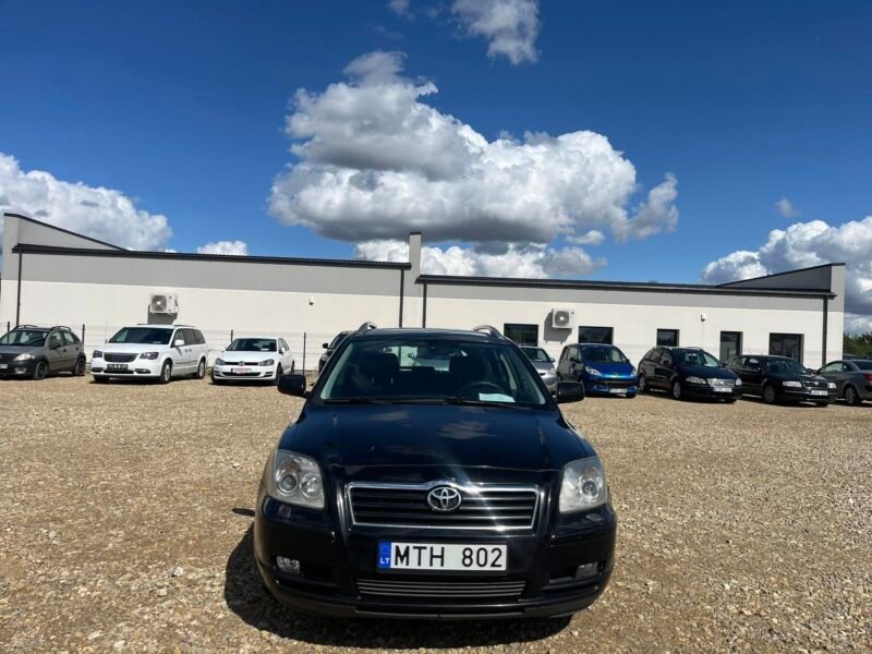 PARDUOTAS TOYOTA AVENSIS 2.0L