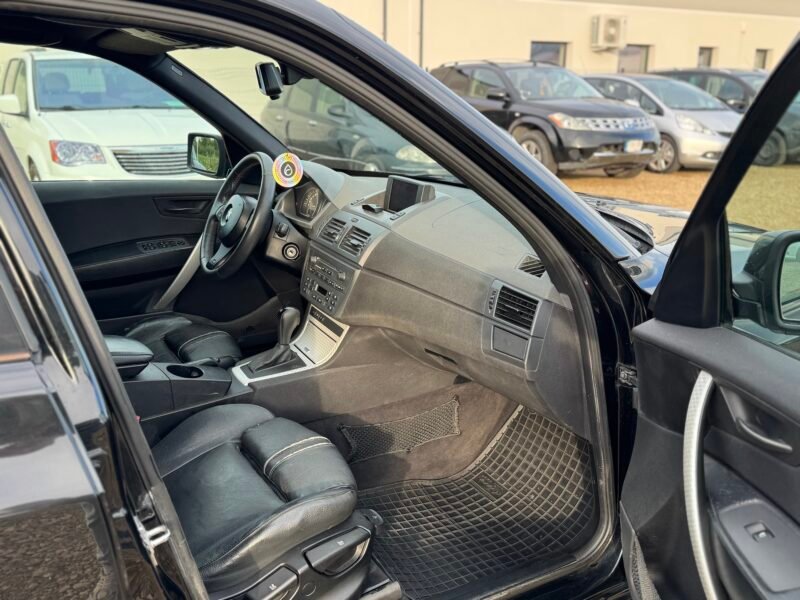 PARDUOTAS BMW X3 3.0l