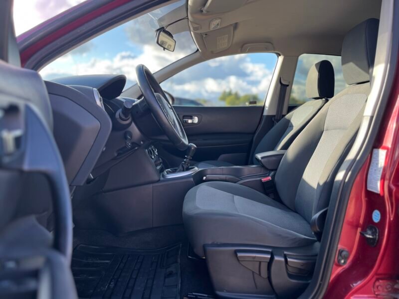 PARDUOTAS NISSAN QASHQAI 2L