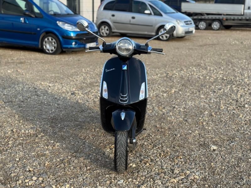Piaggio Vespa Primavera