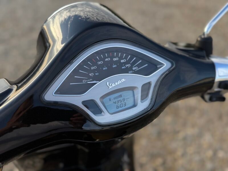 Piaggio Vespa Primavera