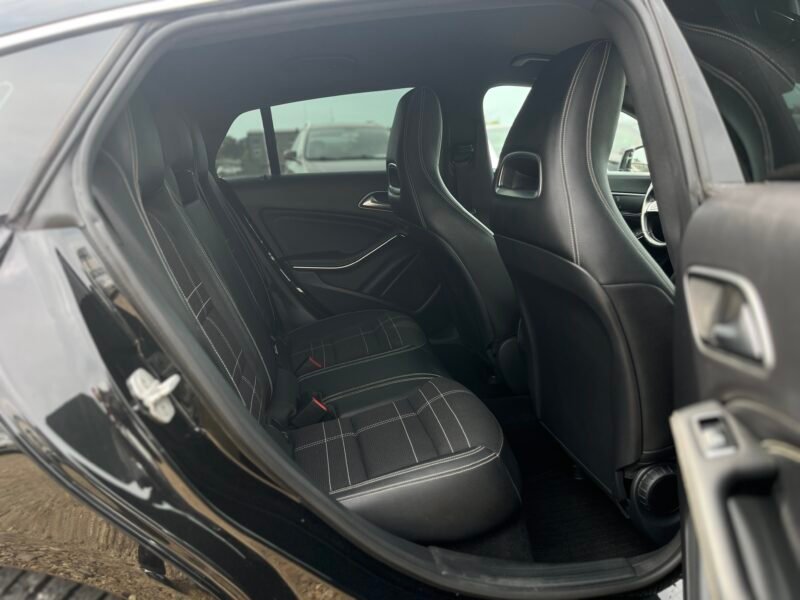 Mercedes-Benz CLA200 2.1l