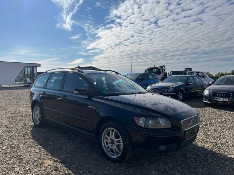 Volvo V50