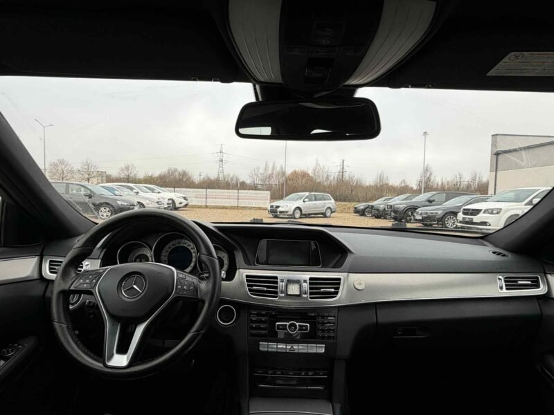 Mercedes- Benz E200 CDI