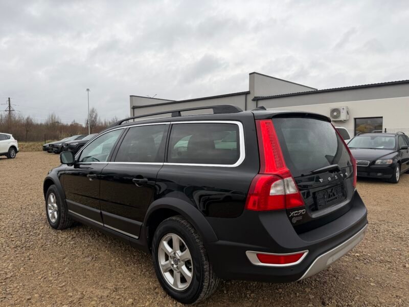 Volvo XC70