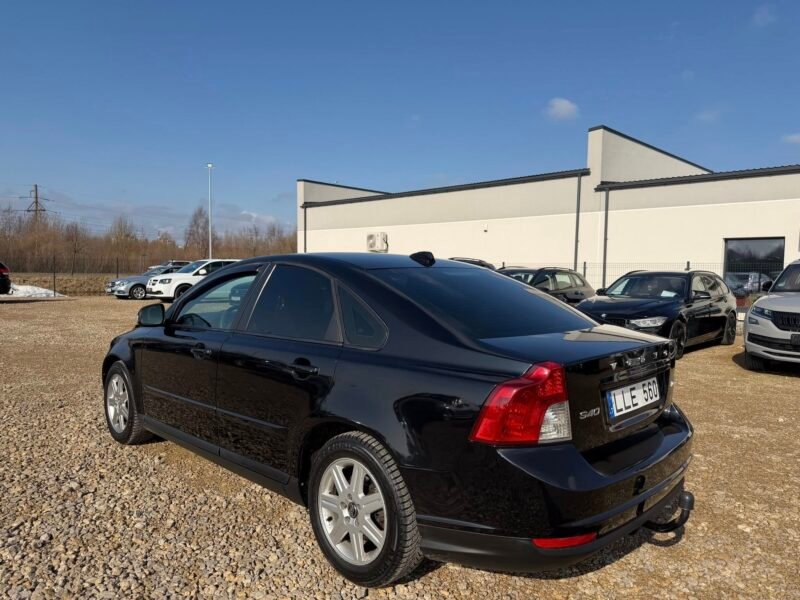 Volvo S40
