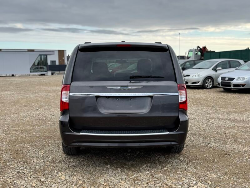 Chrysler Town & Country