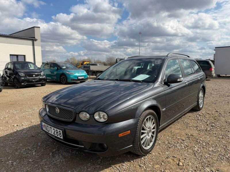 Jaguar X-Type