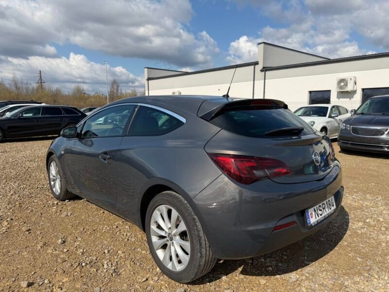 Opel Astra GTC