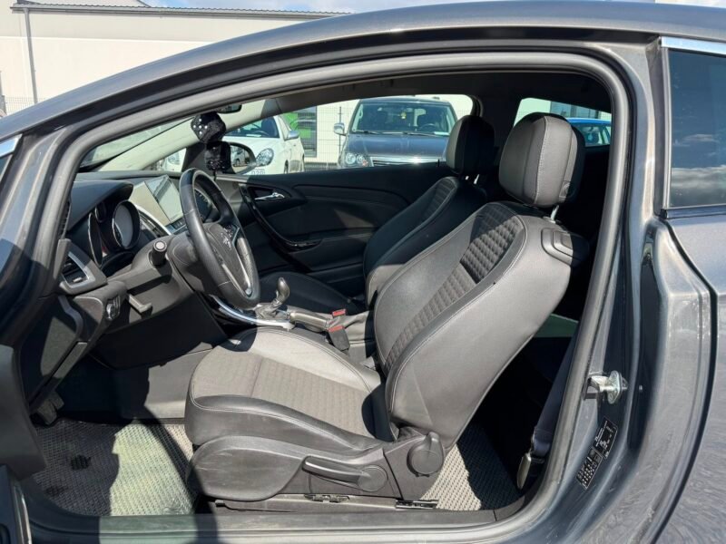 Opel Astra GTC