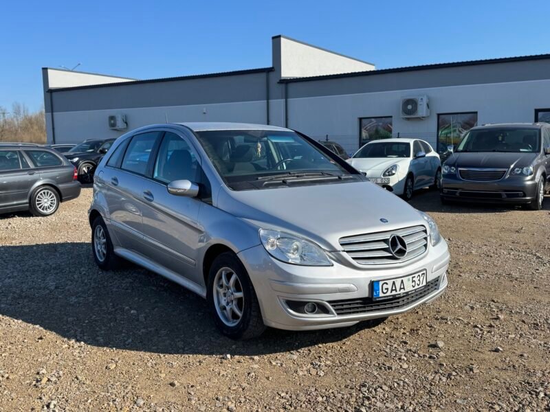 Mercedes-Benz B150