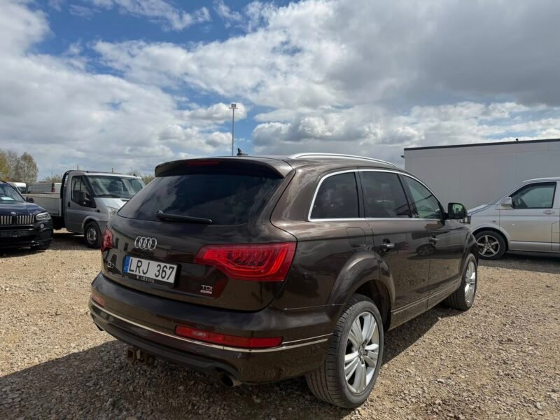 Audi Q7