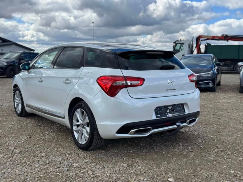 Citroen DS5