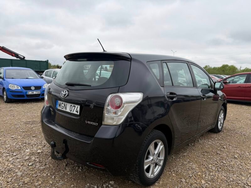 Toyota Verso