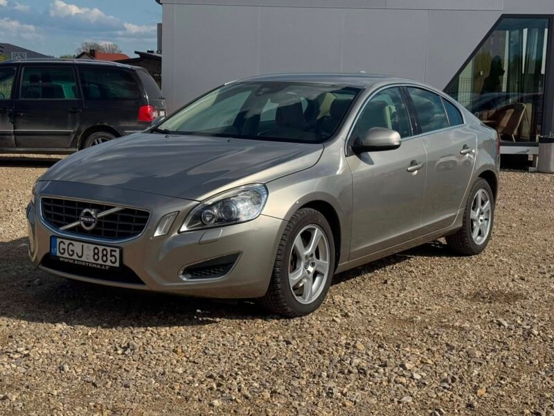 Volvo S60
