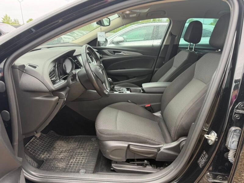 OPEL INSIGNIA SPORTS TOURER