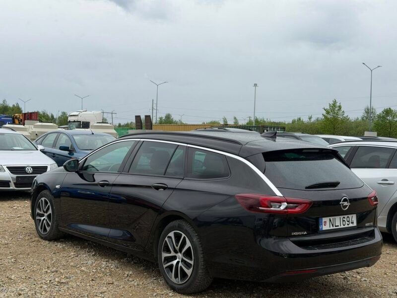 OPEL INSIGNIA SPORTS TOURER