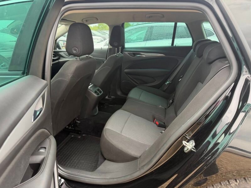 OPEL INSIGNIA SPORTS TOURER