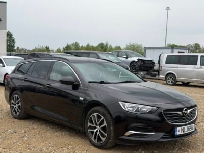 OPEL INSIGNIA SPORTS TOURER