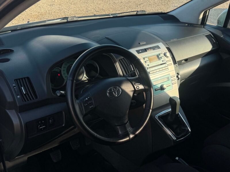 Toyota corolla verso