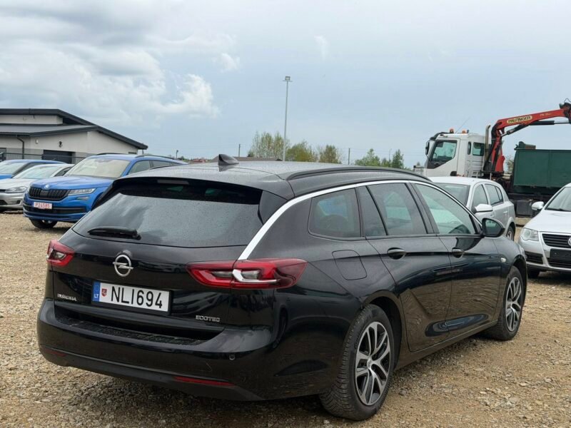 OPEL INSIGNIA SPORTS TOURER