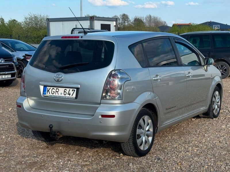 Toyota corolla verso