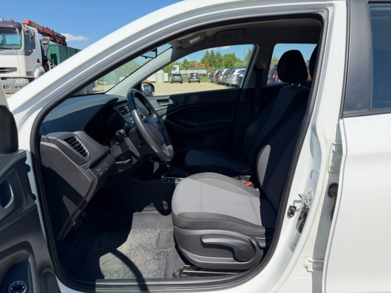 HYUNDAI I 20