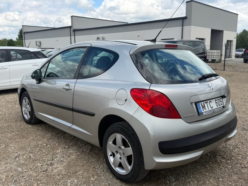 Peugeot 207