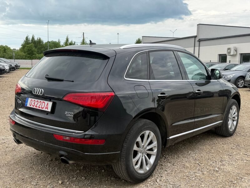 AUDI Q5