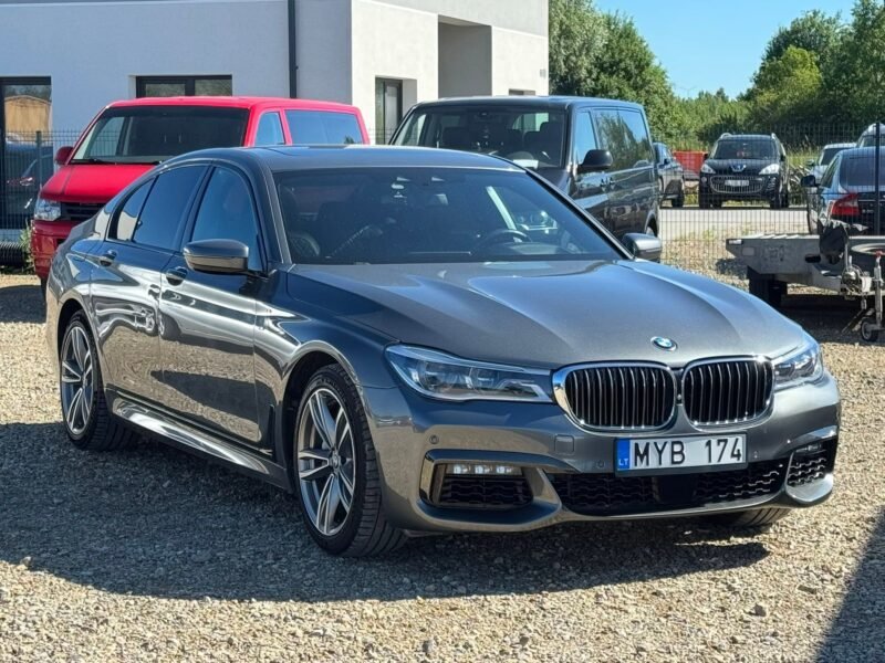 BMW 730