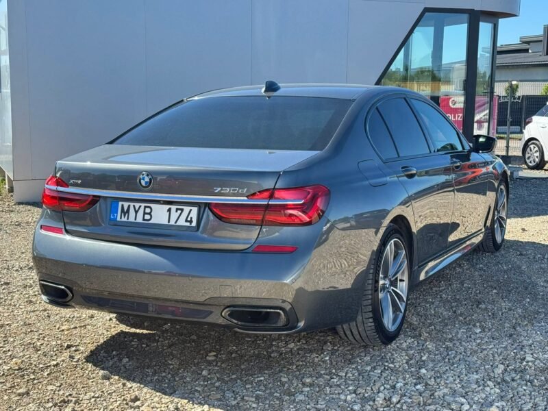 BMW 730