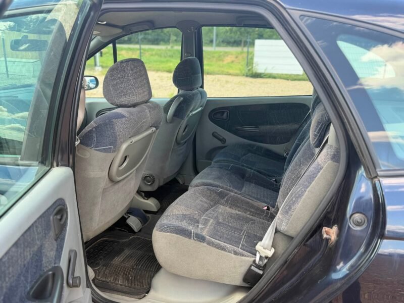 Renault Megane Scenic