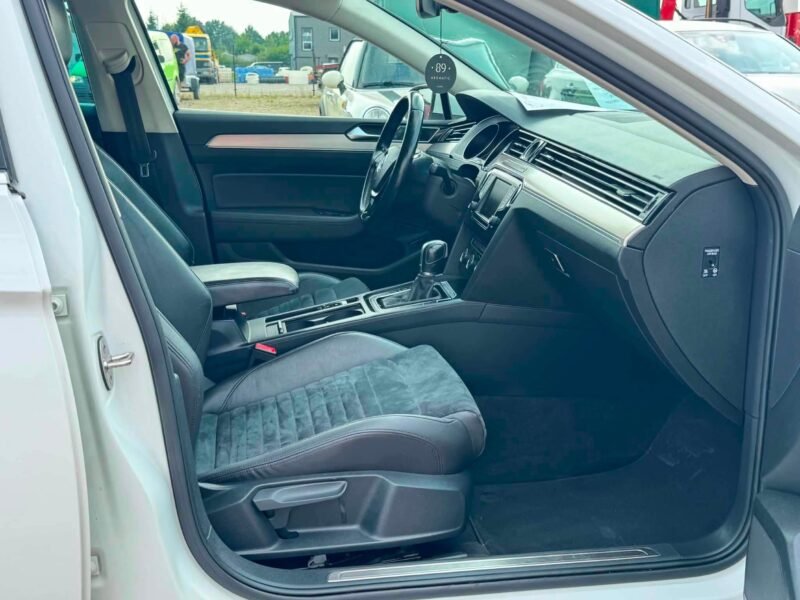 VW Passat