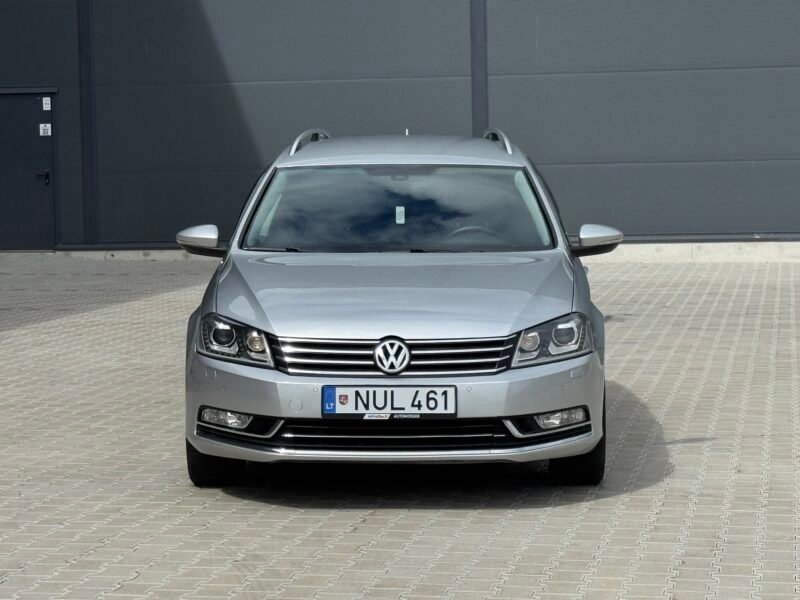 VW PASSAT