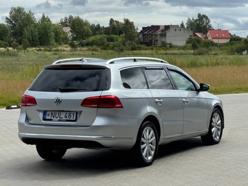 VW PASSAT