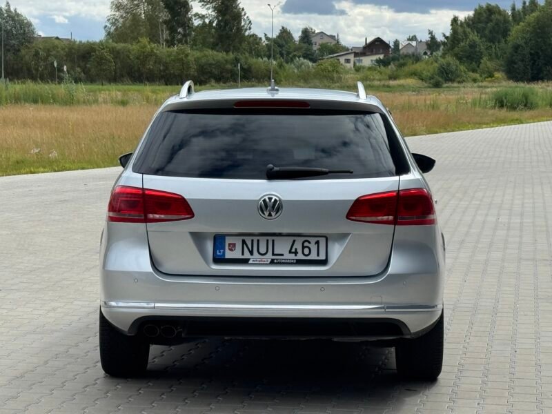 VW PASSAT
