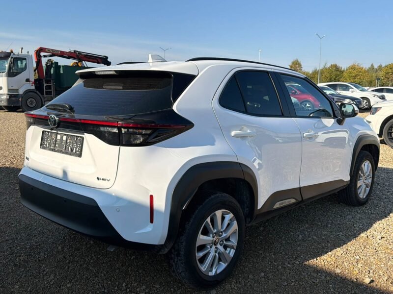 Toyota yaris cross
